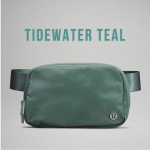 NWT Everywhere Belt Bag 1L TIDT Tidewater Teal